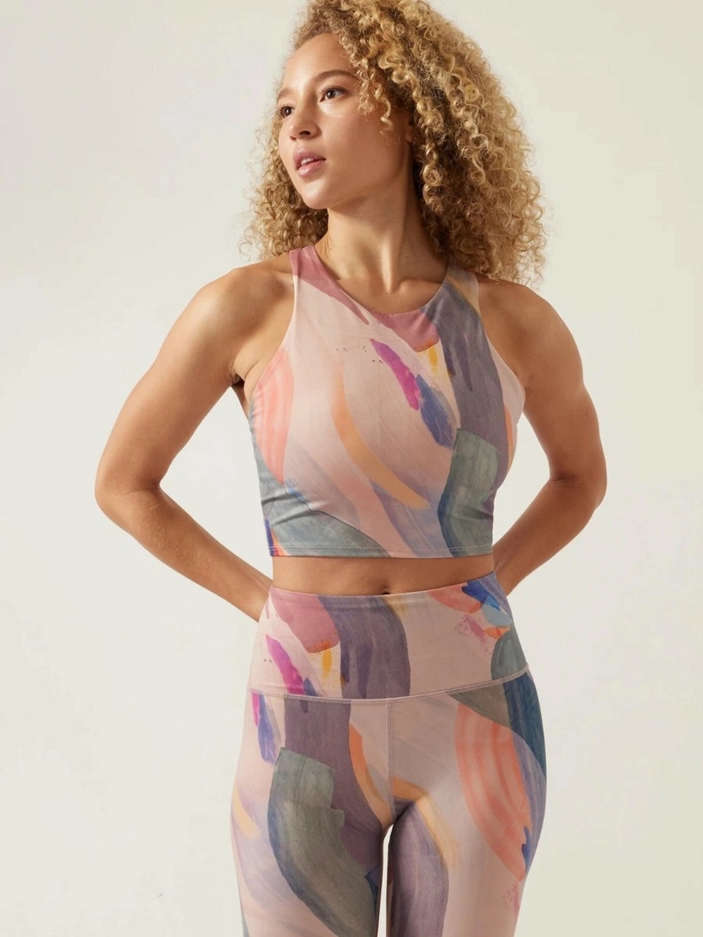 Athleta - Conscious Crop Top in Vibrance Orchid Pink D-DD+